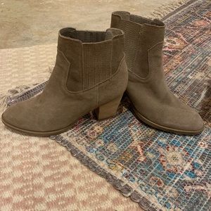 Dolce Vita Booties